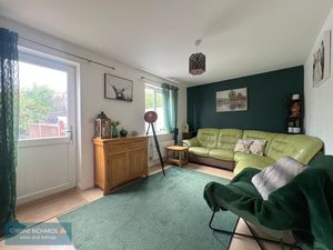Living Room- click for photo gallery